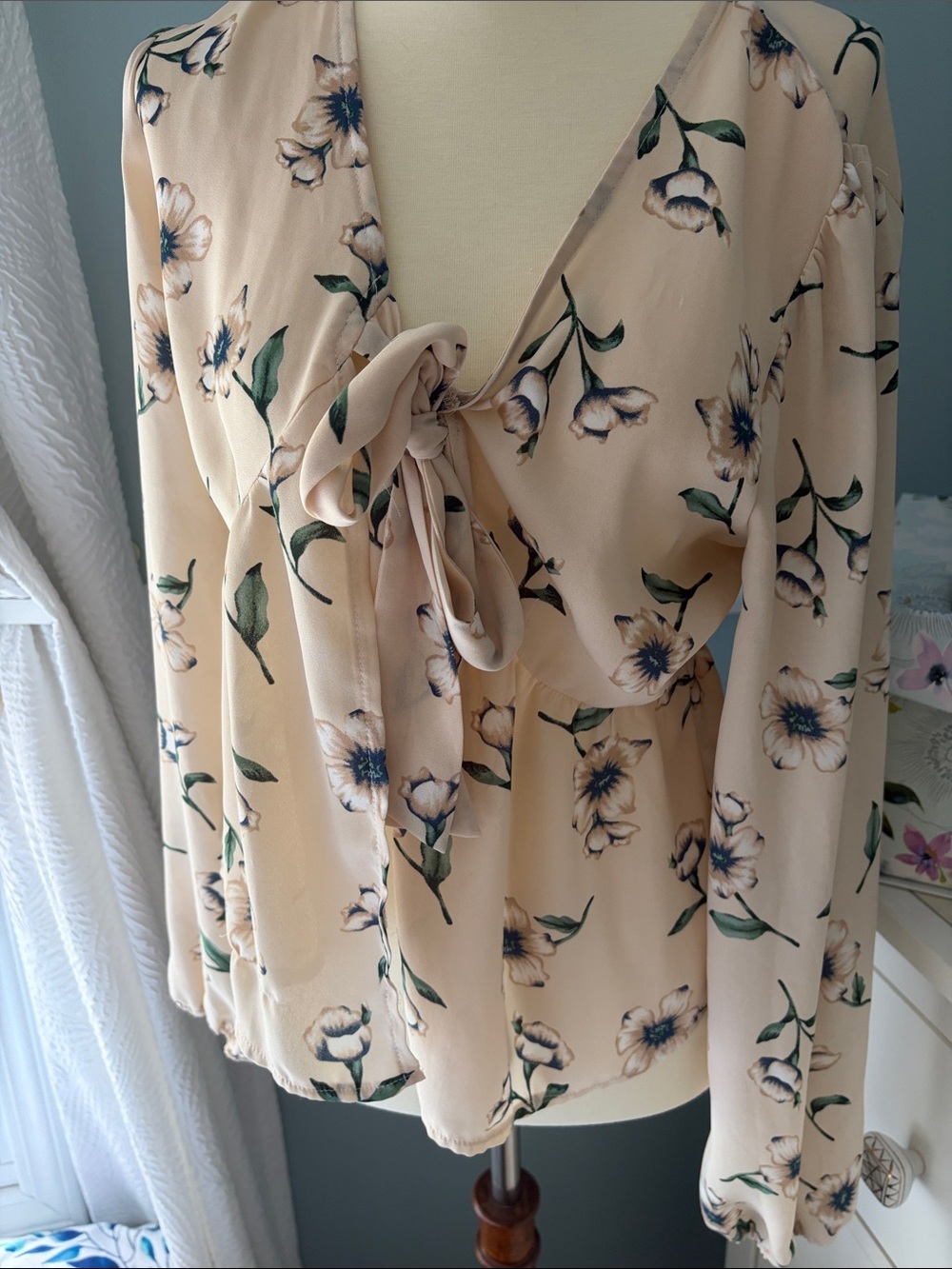 Floral Tie-Front Blouse in Blush Cream